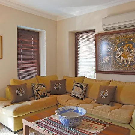 Antiphellos Villari B فيلة *